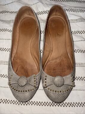 Anthropologie Miss Albright Grey Flats 7.5 Shoes Casual Business